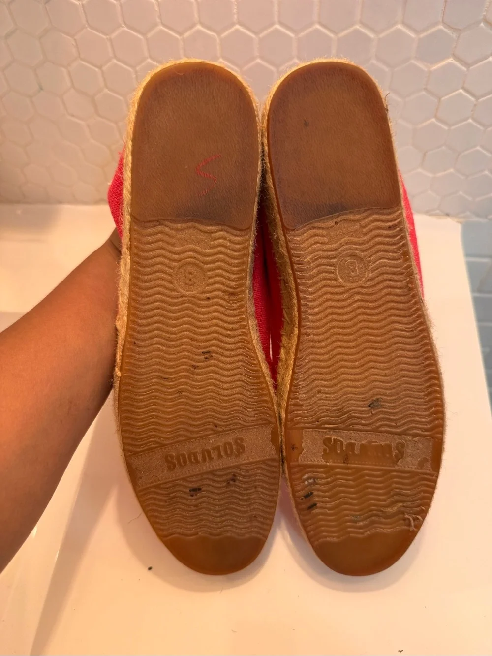 Soludos bright pink